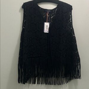 Skies Are Blue Black Lace Fringe Top